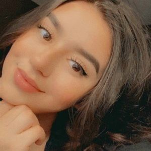 Meet your Posher, Cecilia